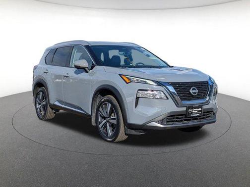 2022 Nissan Rogue SL