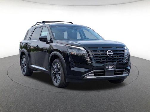 Super Black 2026 Nissan Pathfinder Platinum