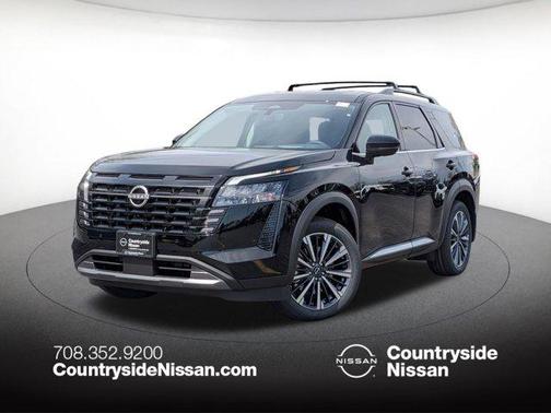 Super Black 2026 Nissan Pathfinder Platinum