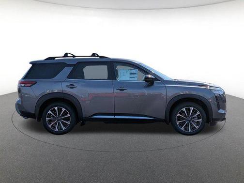 Gun Metallic 2026 Nissan Pathfinder Platinum
