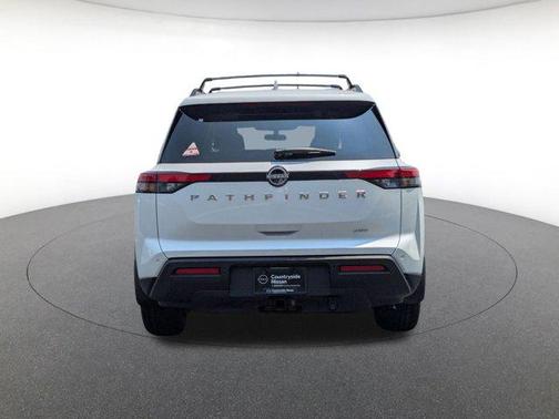 2025 Nissan Pathfinder SV 4WD