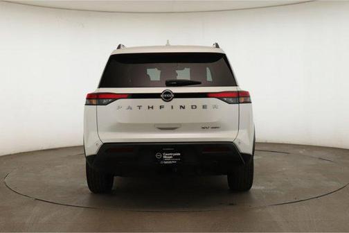 2023 Nissan Pathfinder SV 4WD