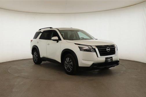 2023 Nissan Pathfinder SV 4WD