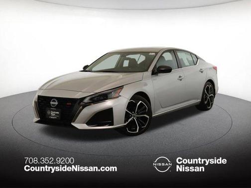 2023 Nissan Altima SR FWD