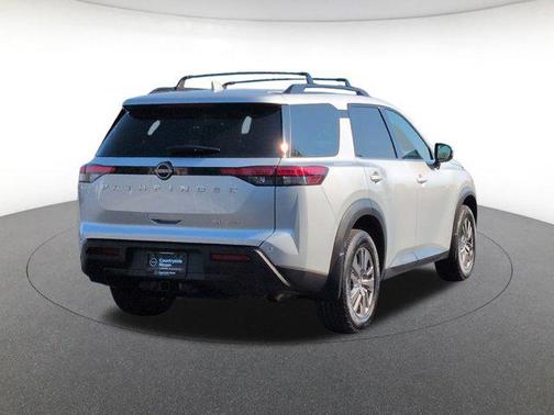 2022 Nissan Pathfinder SV 4WD