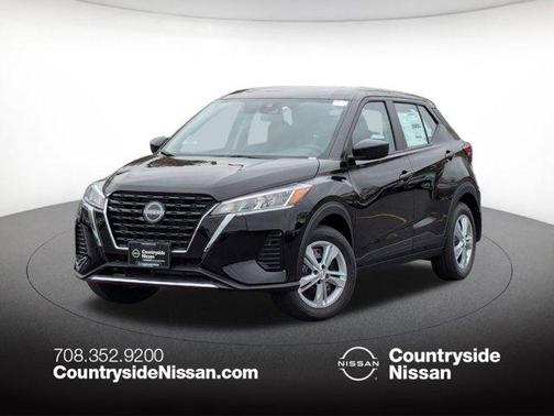 2025 Nissan Kicks S