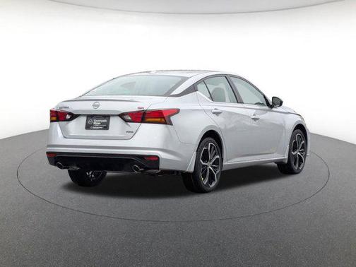 2025 Nissan Altima SR AWD
