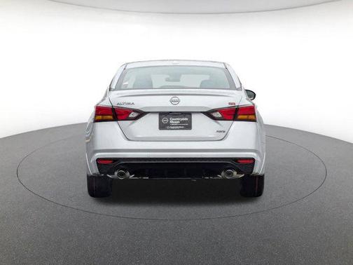 2025 Nissan Altima SR AWD