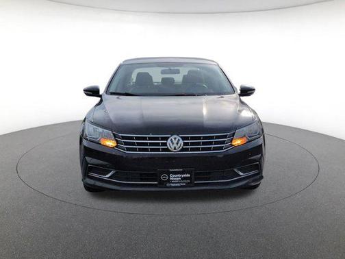 2018 Volkswagen Passat 2.0T SE