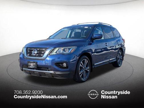 2017 Nissan Pathfinder Platinum