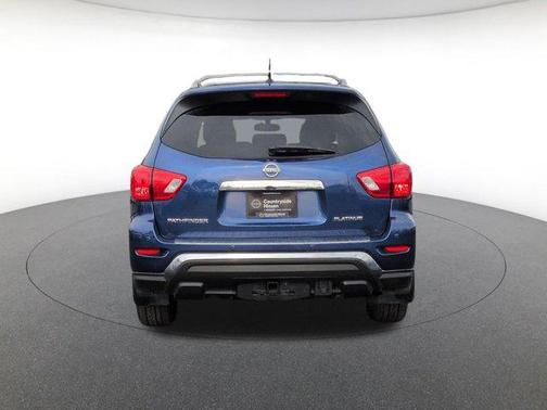 2017 Nissan Pathfinder Platinum