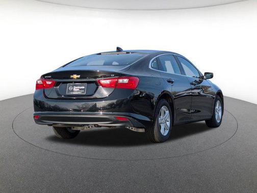 Mosaic Black Metallic 2024 Chevrolet Malibu FWD 1LT