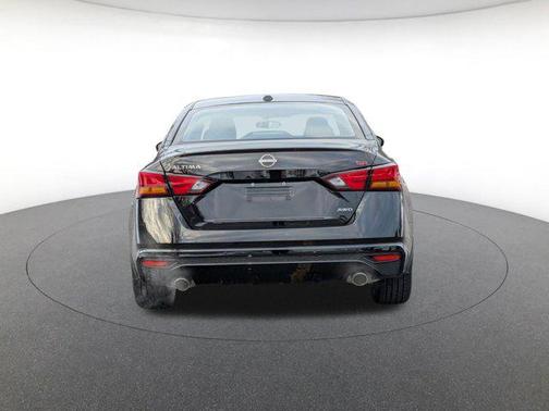 2025 Nissan Altima SR AWD