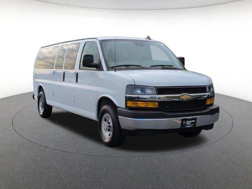 2025 Chevrolet Express 3500 RWD 3500 Extended Wheelbase LT