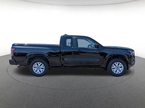 Super Black 2023 Nissan Frontier SV