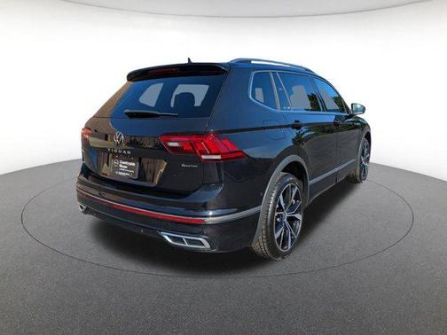 2022 Volkswagen Tiguan 2.0T SEL R-Line 4MOTION