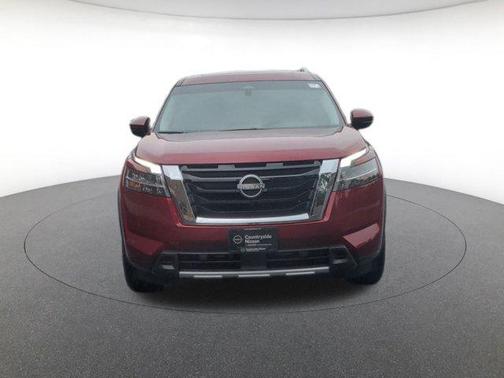 2023 Nissan Pathfinder SL 4WD