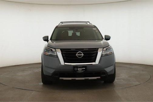 2023 Nissan Pathfinder Platinum 4WD