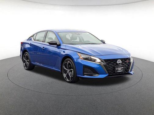 2025 Nissan Altima SR AWD