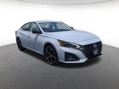 2024 Nissan Altima SR Intelligent AWD