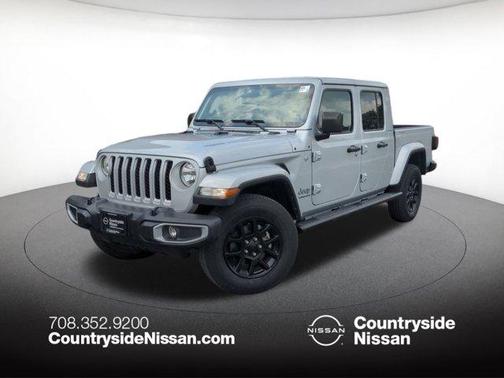 2023 Jeep Gladiator Overland