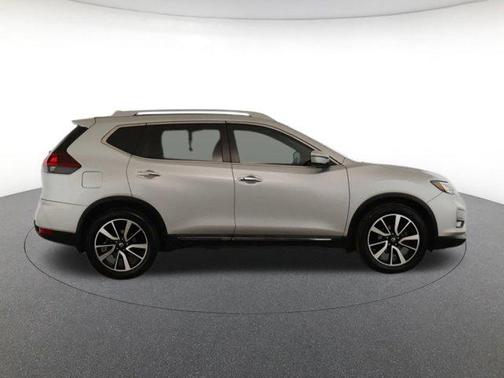 2020 Nissan Rogue SL
