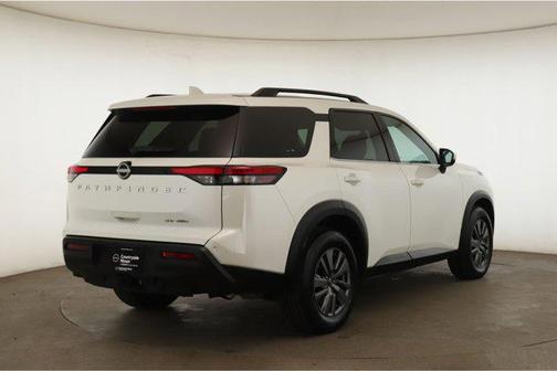 2023 Nissan Pathfinder SV 4WD