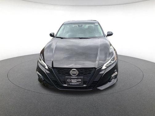 2022 Nissan Altima SR FWD