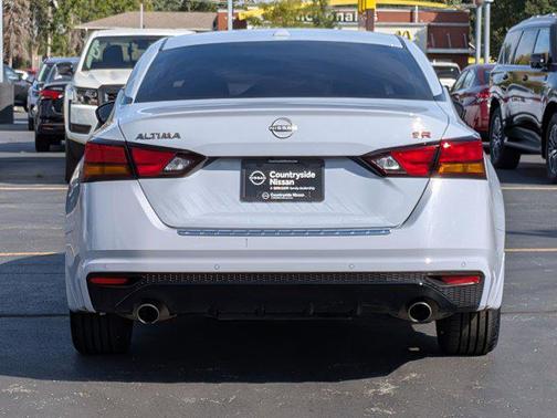 2023 Nissan Altima SR FWD