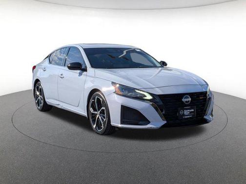 2023 Nissan Altima SR FWD