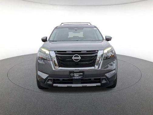 2025 Nissan Pathfinder SL 4WD