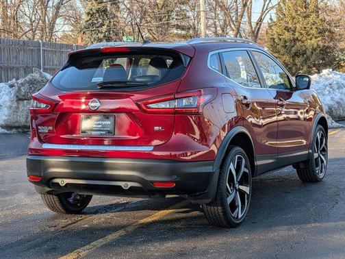 2022 Nissan Rogue Sport SL
