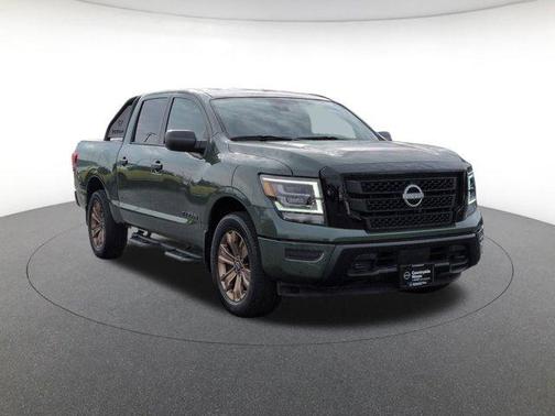 2024 Nissan Titan SV