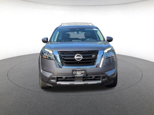 2024 Nissan Pathfinder SL FWD