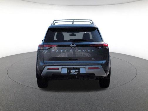 2024 Nissan Pathfinder SL FWD