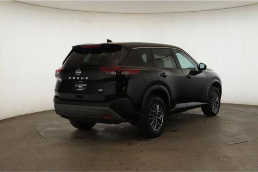 2022 Nissan Rogue S