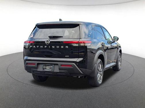2025 Nissan Pathfinder S 4WD