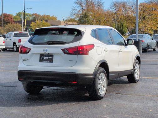 2018 Nissan Rogue Sport S