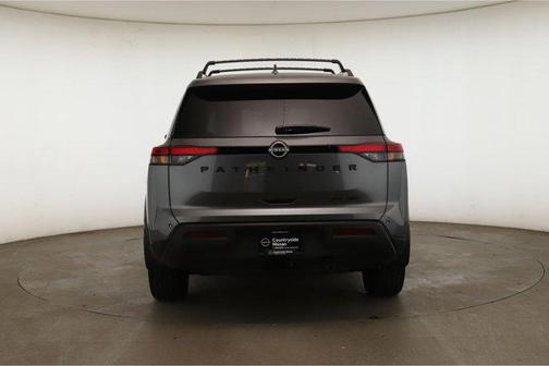 2024 Nissan Pathfinder SV 4WD