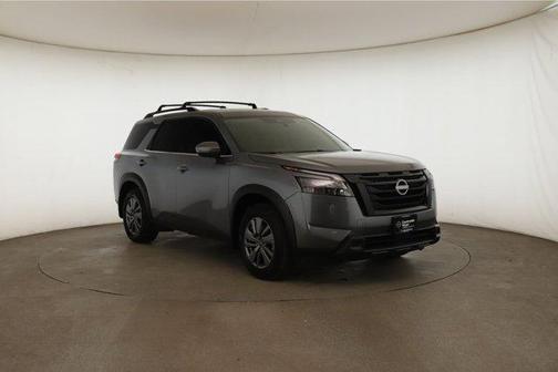 2024 Nissan Pathfinder SV 4WD