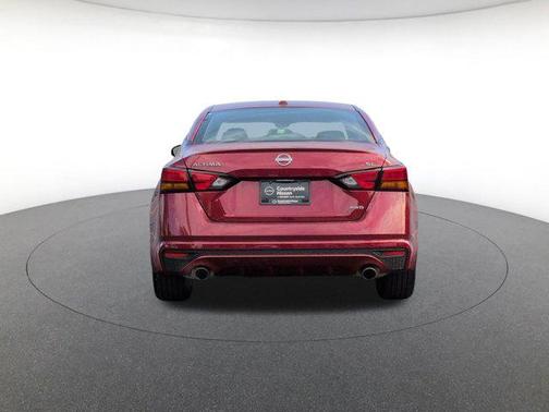 2025 Nissan Altima 2.5 SL