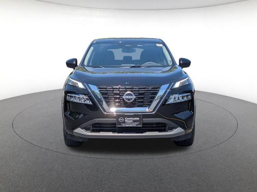 Super Black 2023 Nissan Rogue SV