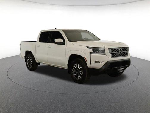 2024 Nissan Frontier SL