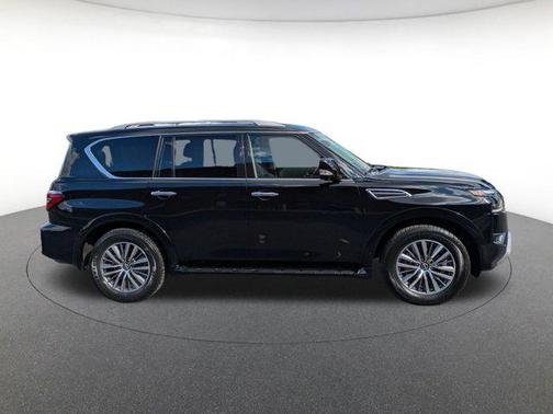 2024 Nissan Armada SL 4WD