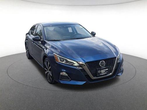 2020 Nissan Altima SR FWD
