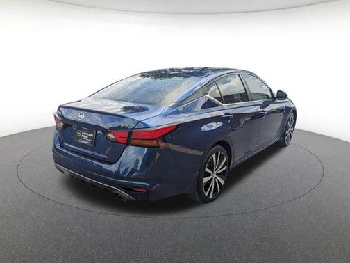 2020 Nissan Altima SR FWD
