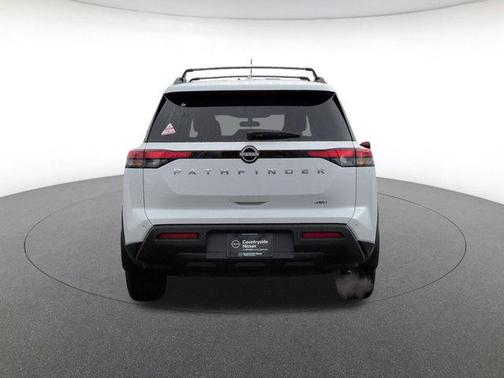 2025 Nissan Pathfinder SV 4WD