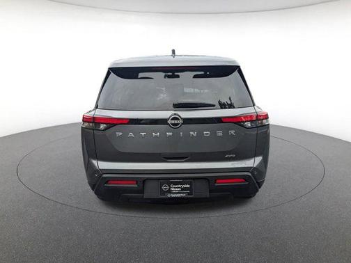 2022 Nissan Pathfinder S 4WD