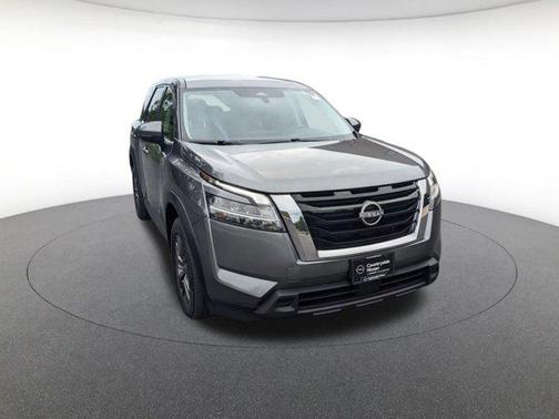 2022 Nissan Pathfinder S 4WD