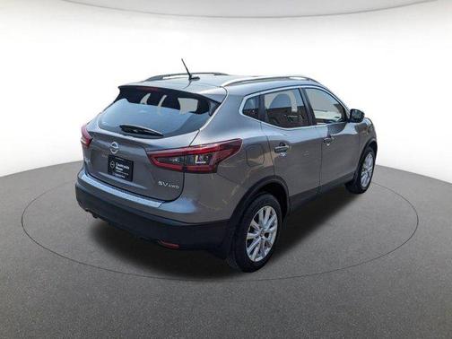 2022 Nissan Rogue Sport SV